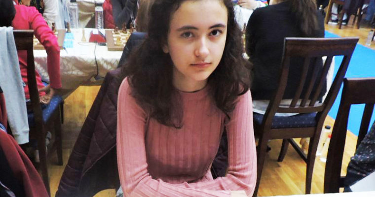 Românca Miruna Lehaci, în vârstă de 13 ani, este noua campioană mondială la șah între juniori